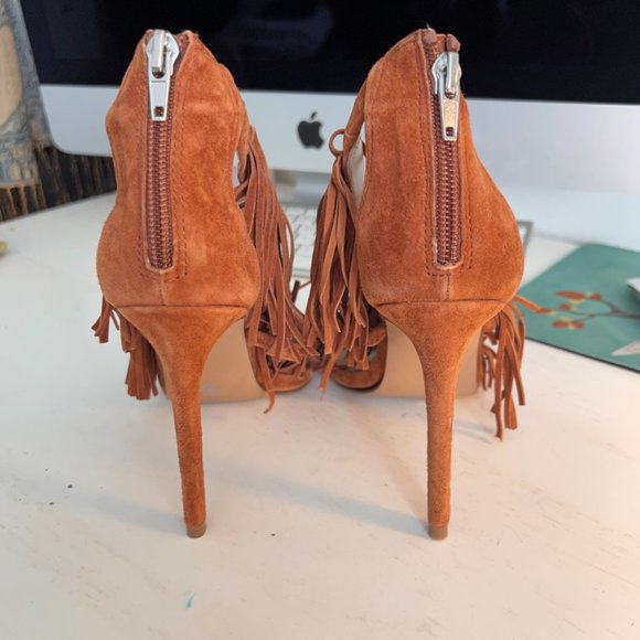 Steve Madden Brown Fringly Suede Heels - Picture 7 of 8